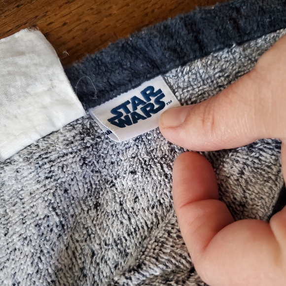 STAR WARS Darth Vader Toddler hooded towel - Picture 6 of 7